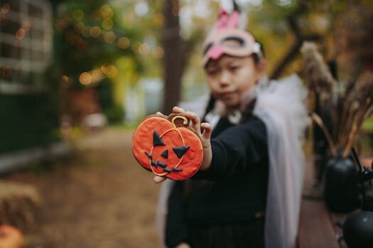 Halloween &#8211; Logo Ideas for Creative Designs